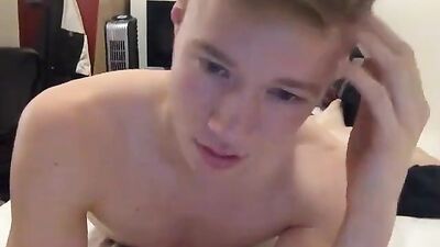 Blond Twink Cam-Gay Porn Video: Exploring the Fantasies of Gay Men!