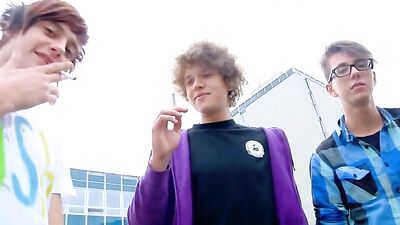 Gay Porn Smokers - Cute Boys Corner! - Hangin With The Boys!