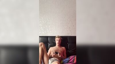Hot Blonde Boys Porn Couch Cam