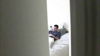 Caught my bro in law jerking off - Boys Porn Revenge!