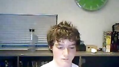 Cumming Ginger Twink: The Ultimate Gay Porn Experience!