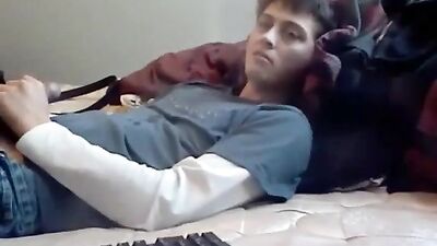 Gangbang and Cumshot Gay Boys PornTube Delight!