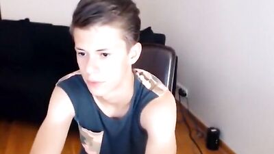 Gay Webcam Porn: Funny Cute Twinks Playful Antics!