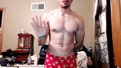 Hot Str8 Muscle Boys Porn Showing Off Their Meaty Pricks!