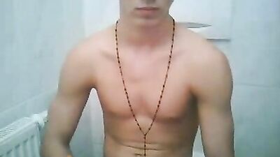 Jerking off solo on webcam - Gay Teen Porn!