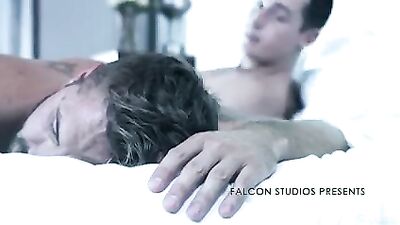 Young Blond Hunks: Nds 7MiH!