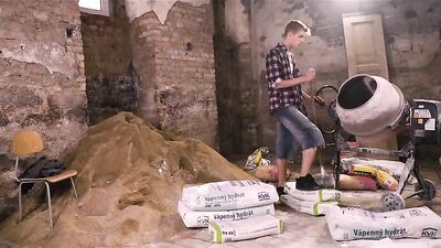 Construction Hunks Go Bareback for Blond Riders Cum!