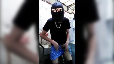 Young Amateur Big Dick Teen Cums in Hot Gay Porn Video