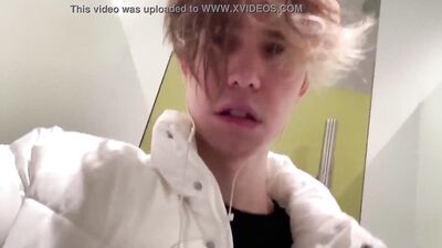 Gay Masturbation Cum Toilet Boys Porn - Quick Web-Cam Solo