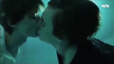 First Time Love: Isaks Gay Tube Debut!