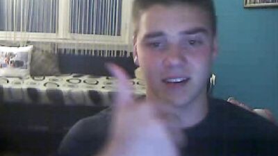 Gay Porn Cam Boy Jerks Off For Hot Solo Straight Boys!