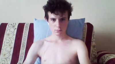 Young Twink Couch Player: Amateur Handjobs and Cum Shots!