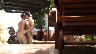 Fucked in the Pool: Gay Porn Action Bareback Big Cocks