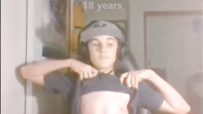 GamerBoy: The Cute Blonde Twink Cumming Machine!