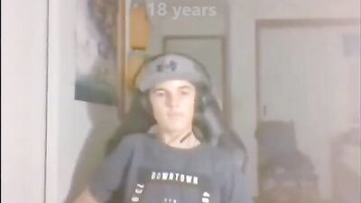 GamerBoy: The Cute Blonde Twink Cumming Machine!