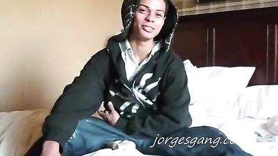 Bust on my face boys web-cam - An intense online experience with big dicks and oral pleasures!