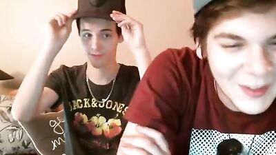 Bro-tastic Couch Cam Fun with Amateur Bros!