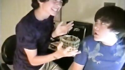 Groovy Twinks Music Webcam GayTube