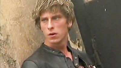 Three Twinks Make a Video: Gay Porn Videos Action Bareback Cum Shots