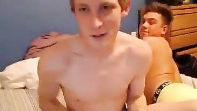 Webcam Boys Bareback: Twink Amateur Gay Porn Fun
