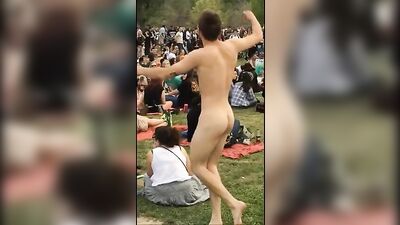 Reggae Fest Naked Guy Police Web-Cam!