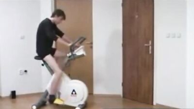 Boys Experiencing Cum Shots Oral Bareback: Hardcore Gay Porn Video!