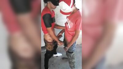 Black Amateur Men Handjobs Boys Porn - DL Thugs Jerking Each Other Off!