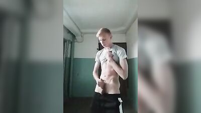 Gay Porn Basement Jacking Boys - Snuck Down To My Dorm