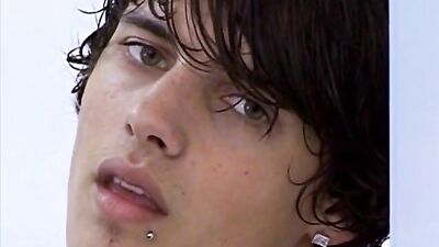 Raw Fuck: Bedroom Boys With Visitor