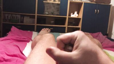 Hand Job Heat: Amateur Cum Shots with Cam Guy Porn!