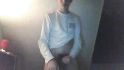 Young Cutie Masturbates in Web-Cam Gay Cam Boy Porn