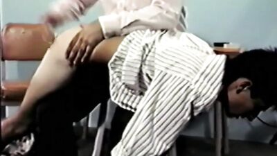 Gay Spanking Auditions: Blond Boys and Straight Fetish!