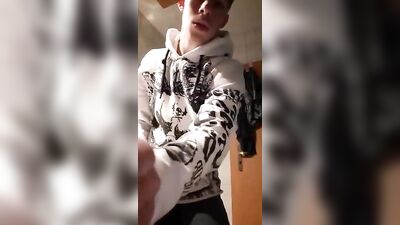 Stripping, Flexing & Jacking Off - The Ultimate Gay Dorm Porn Experience