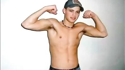 Groove with the hottest 18 yo mix music boys in town!!