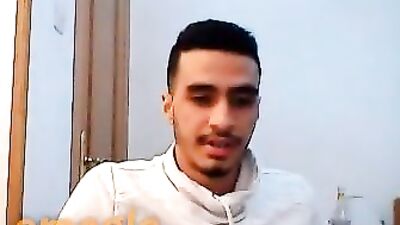 Exploring Gay Porn With Straight Guy On Cam Boys!