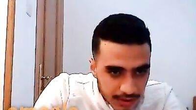 Exploring Gay Porn With Straight Guy On Cam Boys!