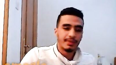 Exploring Gay Porn With Straight Guy On Cam Boys!