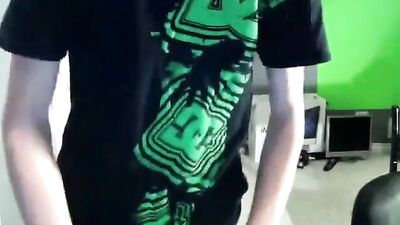 Gay Porn: Cum All Over My Chair Boys - Get Ready To Watch!