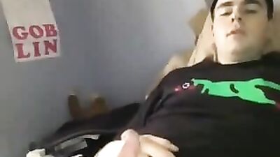 Cute Wanker Boy Porn Bedroom - Amateur Cum Shots Web-Cam