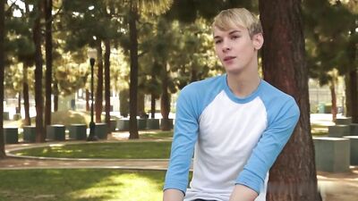 Make a Home Porn: Blond Twink Gay Porn Tube