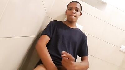 Gay Twink Bathroom Fun - Exploring New Dimensions with This Adorable Cutie!