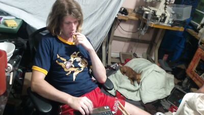 College Oral Delight: Sucking and Swallowing in the Dorm Room