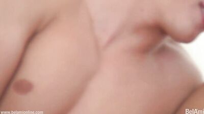 Raw Buff Twinks Cum Shots Action!