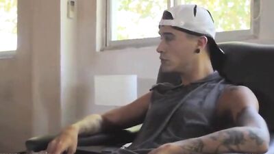 Latino Bareback Boys Porn - Big Cocks and Cum Shots Delight!