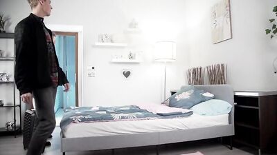 Gay Ride Fun: Action Bareback Cum Shots with Cute Lads