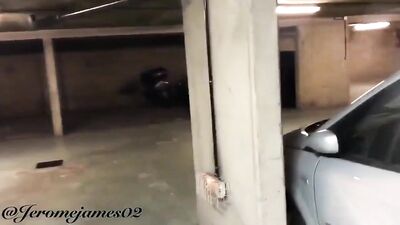 Gay garage thrills: bareback action with sexy boys!