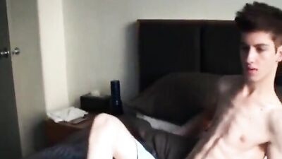 Cuties Gay Porn Adventure: Boys Wanks Off and More!