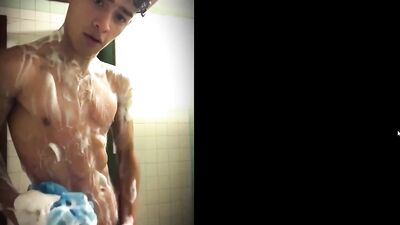 Mega Cock Shower - Hardcore Gay Porn Experience