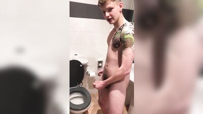 Mijando de pica dura gay teen porn: Hardcore Big Cocks Action!