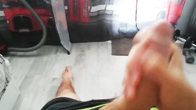 Morning Hardness: The Attention Seeker